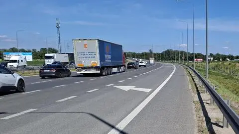 Przybędzie ekranów przy POW