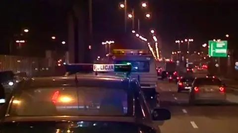 Kontrole policji i kolizja. Siekierkowska w korku