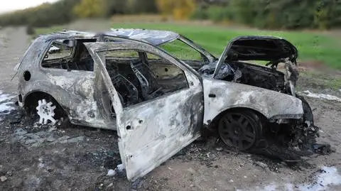 Sprawca kolizji podpalił cudze auto