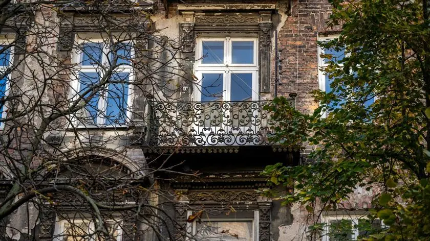 Kiedyś była tu fabryka mydła, będą mieszkania komunalne. Najpierw remont