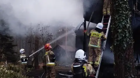 Tragedia pod Wyszkowem, dwie osoby zginęły w pożarze  