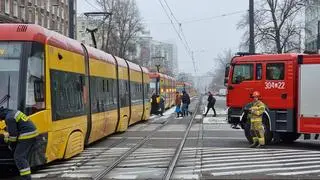 Zderzenie tramwaju z samochodem dostawczym