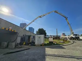 Zasypują tunel pod Marszałkowską