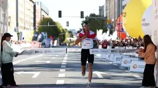 Węgier Levente Szemerei zwyciężył w Maratonie Warszawskim