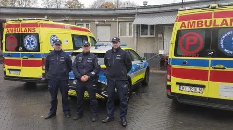 Policjanci eskortowali rodzącą do szpitala 