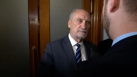 Macierewicz o swoim rajdzie po Warszawie: nie wyprzedzam na żadnych pasach