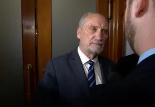 Macierewicz o swoim rajdzie po Warszawie: nie wyprzedzam na żadnych pasach