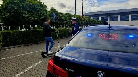 Policjanci ukarali użytkowników hulajnóg za wykroczenia