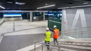 Tramwajowa część przejścia podziemnego na Dw. Zachodnim gotowa
