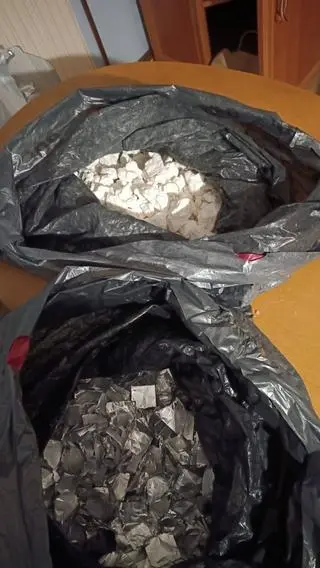 Dwie osoby usłyszały zarzut wytwarzania narkotyków