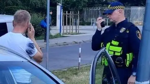 Przypomnieli mu o mandacie, zakładając kajdanki