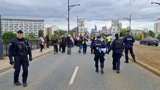 Ostatnie Pokolenie na moście Poniatowskiego