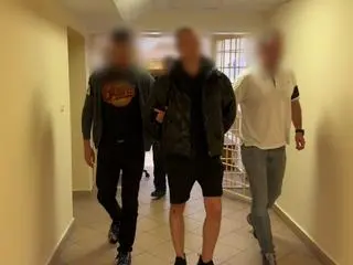 Policja zatrzymała 22-latka podejrzanego o posiadanie narkotyków