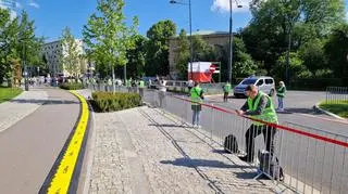 Przygotowania na placu Bankowym 