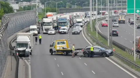 Zderzenie na trasie S8. Jedna osoba ranna 