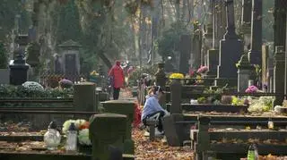 Kwesta na Starych Powązkach