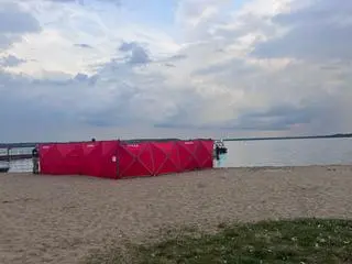 Utonął przy plaży w Nieporęcie