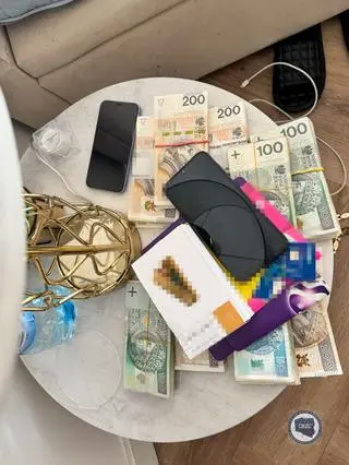 Zatrzymanie podejrzanych o pranie brudnych pieniędzy