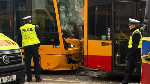 Zderzenie tramwajów i autobusu w alei "Solidarności"
