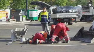 Ostatnie prace na skrzyżowaniu Emilii Plater i Świętokrzyskiej