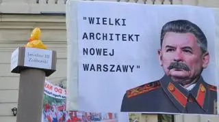 Protest KOD przed Pałacem Prezydenckim