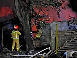 Pożar pustostanu na Woli