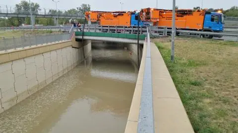 Awaria na węźle. Tunel zalany i zamknięty przez kilkanaście godzin