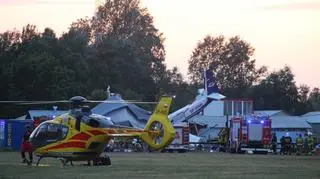 Samolot uderzył w hangar