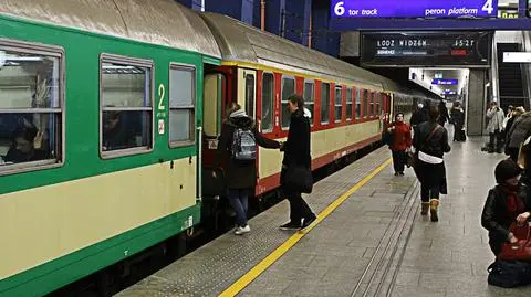 Będzie więcej kamer na peronach. "Wyższy poziom bezpieczeństwa"