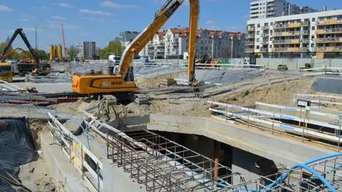 Zbroją, betonują, pogłębiają. Trwa budowa metra na Woli i Bemowie