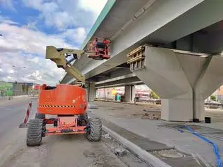 Budowa estakady na skrzyżowaniu Marsa z Żołnierską