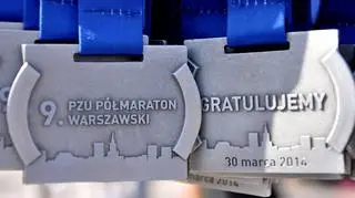 Medale dla uczestników półmaratonu