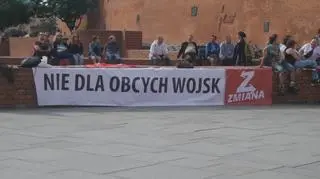 Pikieta antynatowska na pl