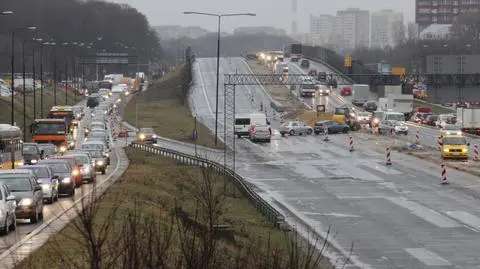 Samowolka na Trasie AK. Policja będzie pilnować kierowców