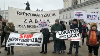 Protest przed Pałacem Prezydenckim