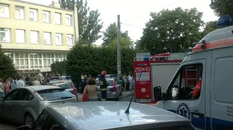 Rozpylono gaz w szkole? "Ewakuacja prawie 200 osób"