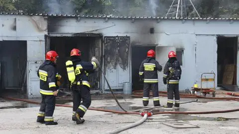 Pożar w lakierni mebli. Akcja straży