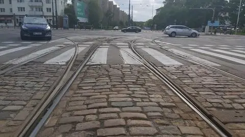 Ponad tydzień bez tramwajów w alei Jana Pawła II. Stare rozjazdy do wymiany