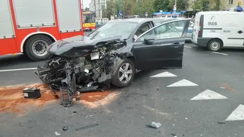 Czołowe zderzenie na al. Niepodległości