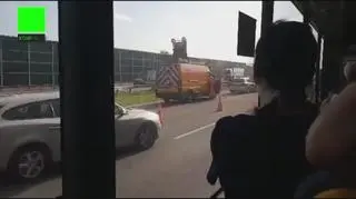 Akcja służb na autostradzie (nagranie bez dźwięku)