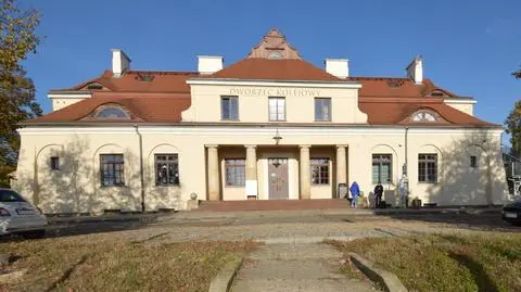 Dworzec kolejowy w Modlinie został zabytkiem 