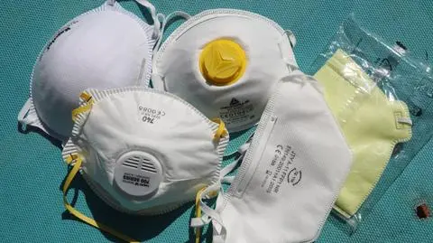 Normy, oznaczenia, zawory - które maski chronią drogi oddechowe przed wirusem
