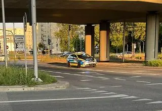 Potrącił policjanta, uszkodził radiowozy. Pościg w Warszawie