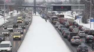 Samochody poruszają się w żółwim tempie 