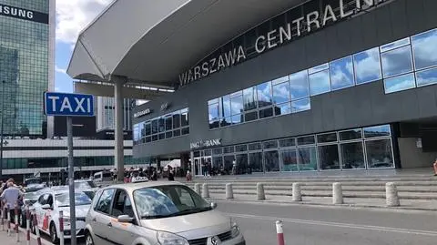 Postój taksówek pod Dworcem Centralnym 