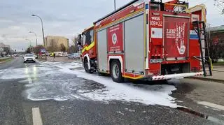 Zderzenie wozu gaśniczego i osobówki 