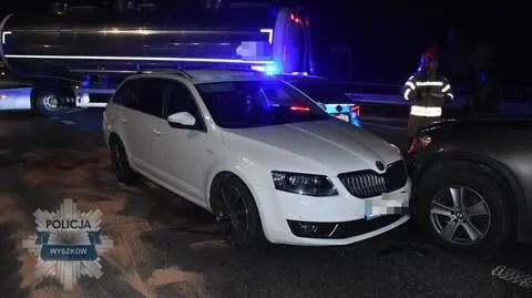 Miał trzy promile, spowodował kolizję. Policja: jechał autem, które ukradł