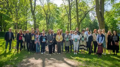 "Drzewo żyje dłużej niż człowiek, a my chcemy, żeby pamięć o powstańcach żyła dłużej i pomagała nam żyć"