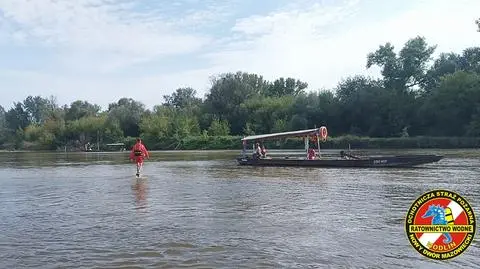 Akcja ratunkowa na Wiśle. Łodzie wpłynęły na mieliznę