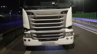 Tir już zjeżdżał w bariery. Kierowca był kompletnie pijany